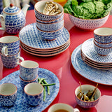 Bloomingville Karine Teekanne blau - Steingut Teekanne mit Blumenmuster für Küche & Tischdeko