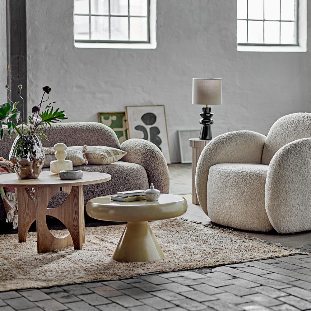 Bloomingville Ricko Couchtisch natur - skulpturaler Wohnzimmertisch aus Metall mit emaillierter Oberfläche