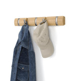 Umbra Flip Wandgarderobe, Garderobenleiste in Natur, mit 5 beweglichen Haken in Silber