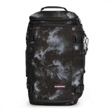 Eastpak CARRY PACK, Reiserucksack, Clouds Black (schwarz), 30L, Reisetasche mit Flaschenhalter und Laptopfach