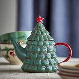 Bloomingville Elvion Teekanne mit Teesieb grün Steingut Weihnachtsteekanne Baum Tischdeko