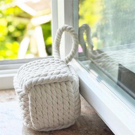 BOLTZE Türstopper quadratisch Strick Beige (2 Stück) – als Buchstütze, Fensterstopper & Türhalter