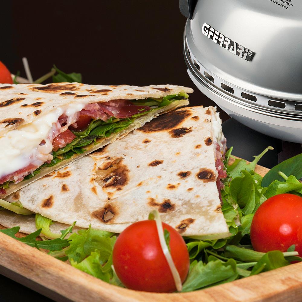 G3Ferrari elektrischer Pizzaofen Delizia Pizzamaker 1200 W für Pizza Ø 31cm silber Pizzamaker mit feuerfestem Naturstein