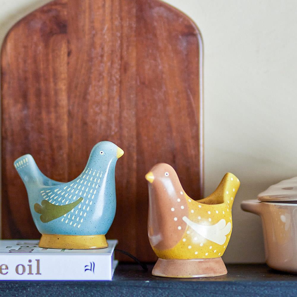 Bloomingville Birdy Eierbecher 2er Set, Blau/Gelb, Steingut, handbemalt, dekorativ & verspielt