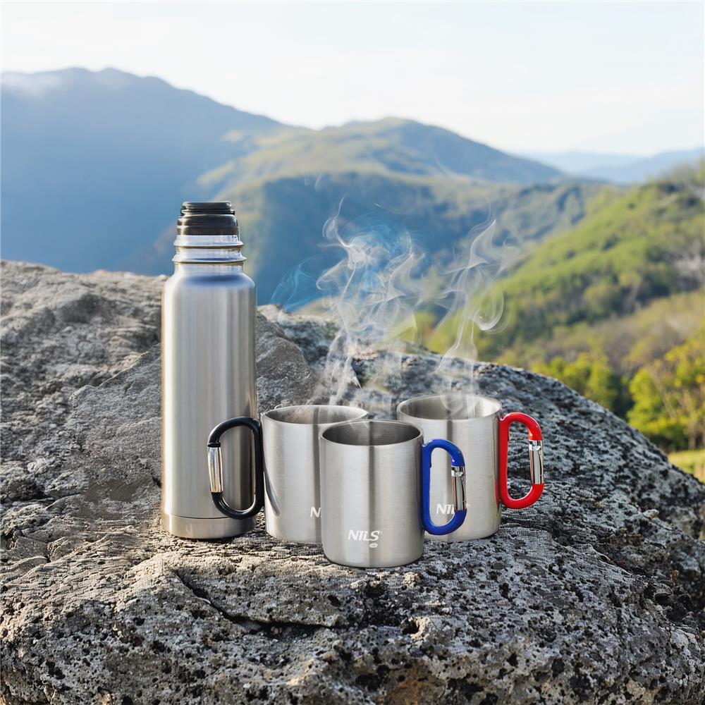 NILS CAMP Campingbecher Edelstahl 300 ml Schwarz - doppelwandiger Outdoor Becher mit Karabiner für Camping