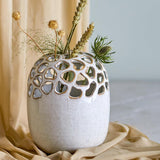 Bloomingville Elissa Vase Natur Ø16 cm – Steingut mit Gittermuster & gesprenkeltem Finish