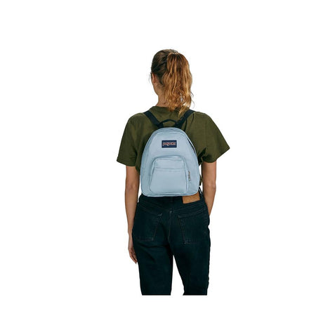 JanSport Half Pint Rucksack in Blue Dusk – kompakter Mini‑Rucksack mit 10 L Volumen aus recyceltem Material