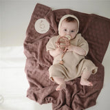 Mushie Gestrickte Babydecke Honigwaben, Desert Rose, aus 100% Bio-Baumwolle
