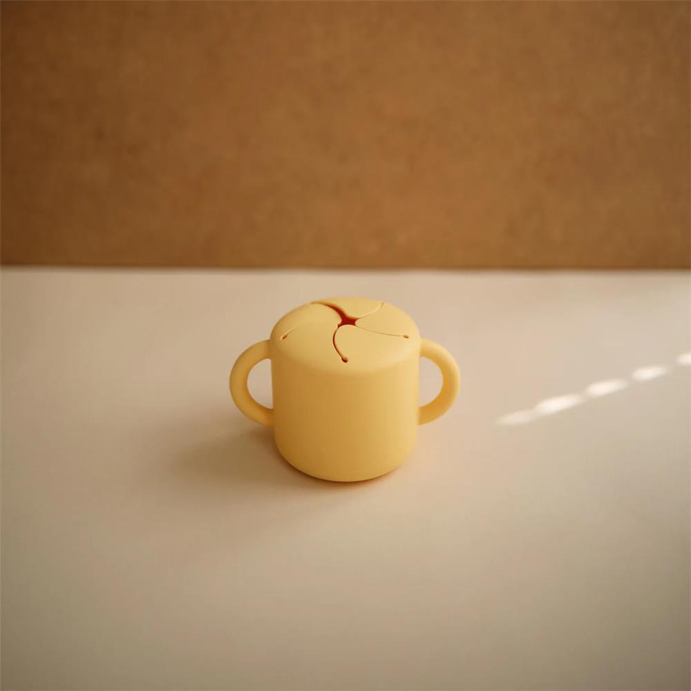 Mushie Snackbecher, Daffodil, aus Silikon, BPA-frei
