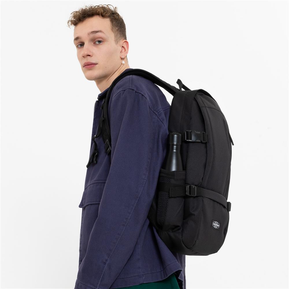 Eastpak FLOID, Rucksack, CS Mono Black2 (schwarz), 16L, mit Flaschenhalter und Laptopfach