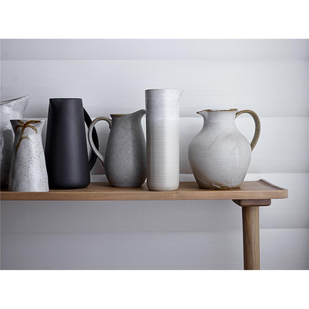 Bloomingville Taupe Krug in Grau 1,1L aus Steingut im dänischen Design