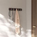 Umbra Flip Wandgarderobe, Garderobenleiste in Treibholz, mit 5 beweglichen Haken in Nickel