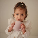 Mushie Silikon-Trinklernbecher mit Strohhalm, Soft Lilac, BPA-frei