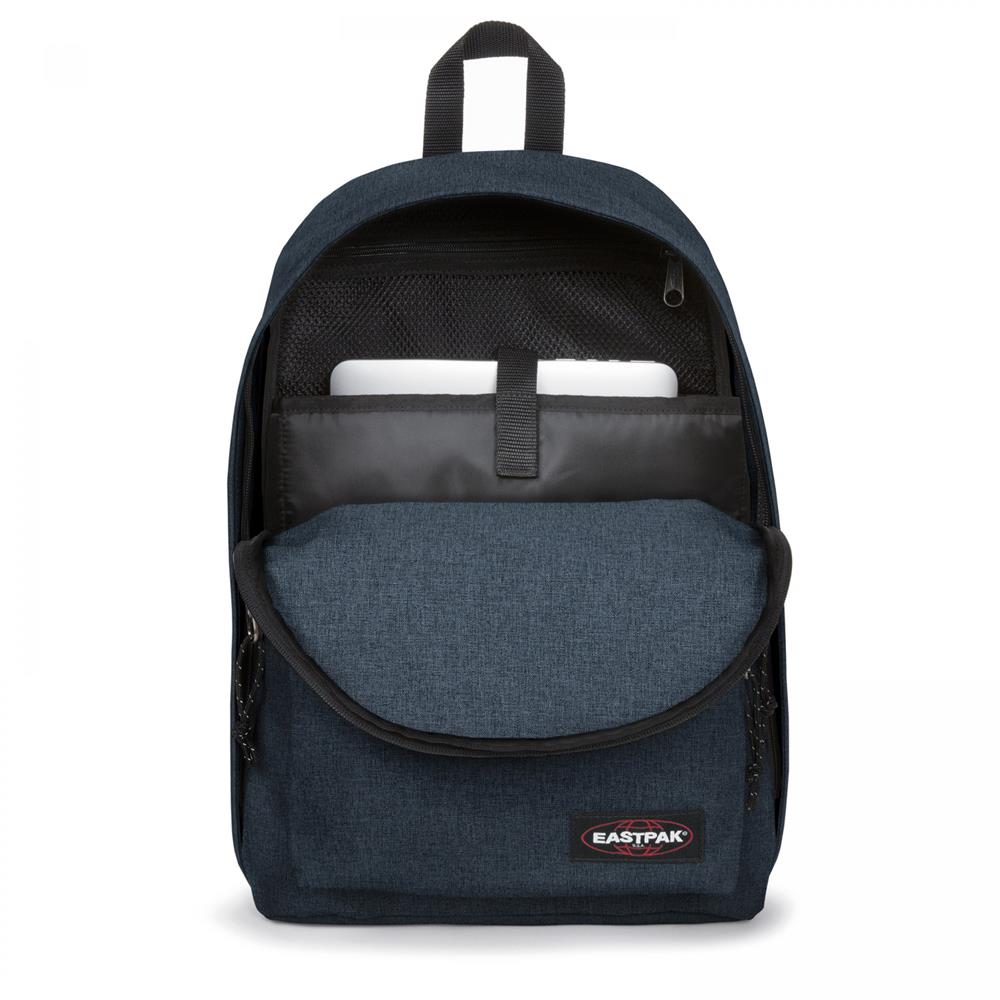 Eastpak OUT OF OFFICE, Rucksack, Triple Denim (blau), 27L, mit Laptopfach