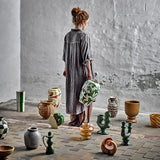 Bloomingville River Vase grün - Steingut Vase skulptural Gesicht Design für Wohnzimmer Deko