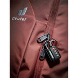 deuter Access Pro 60 SL, Reiserucksack, caspia-raisin (braun), 60L, für kürzere Rücken