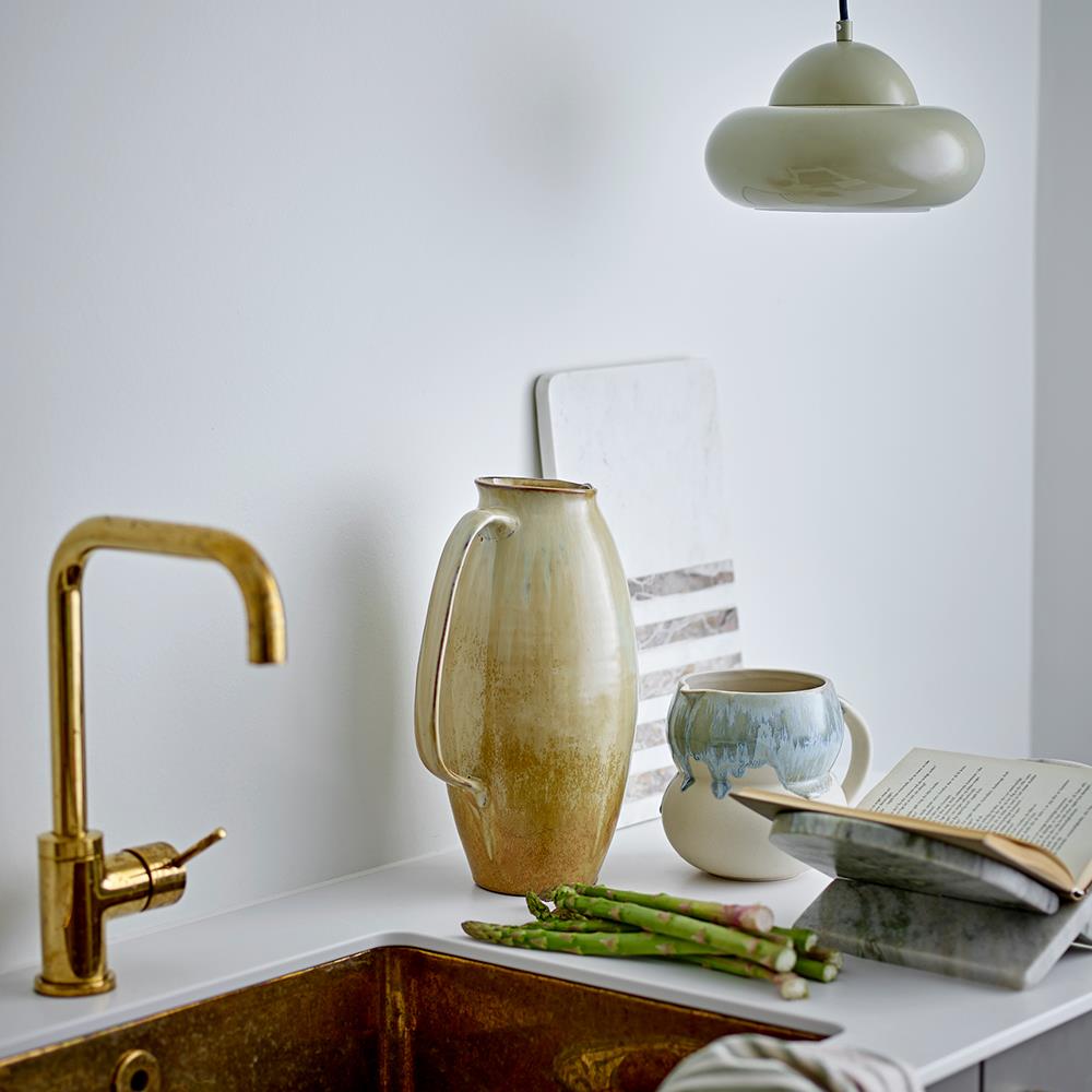 Bloomingville Saskia Krug aus Steingut, Gelb – dekorativer Krug & Vase mit goldenem Farbspiel