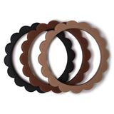 Mushie Beißring Blumen 3er Set, Black/Natural/Caramel, Armband aus Silikon, BPA-frei
