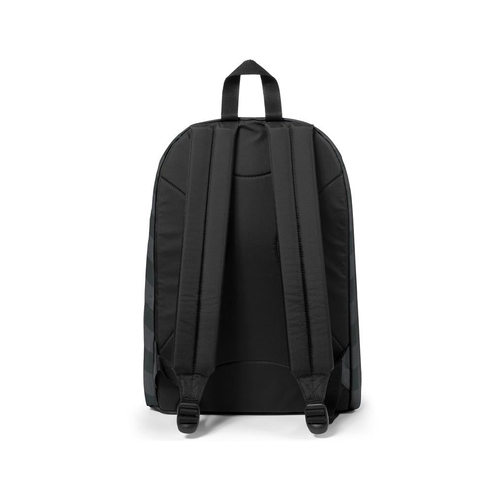 Eastpak OUT OF OFFICE, Rucksack, Checker Grey (grau), 27L, mit Laptopfach