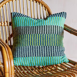 Bloomingville Isnel Kissen 45x45 cm grün/braun - Kissen aus recycelter Baumwolle mit Streifenmuster für Sofa