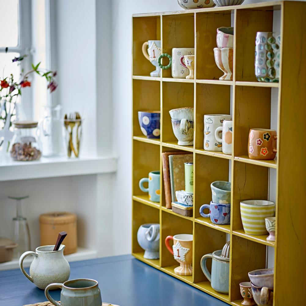 Bloomingville Bekka Regal aus recyceltem Holz in Gelb, dekoratives Wandregal für Küche & Wohnzimmer